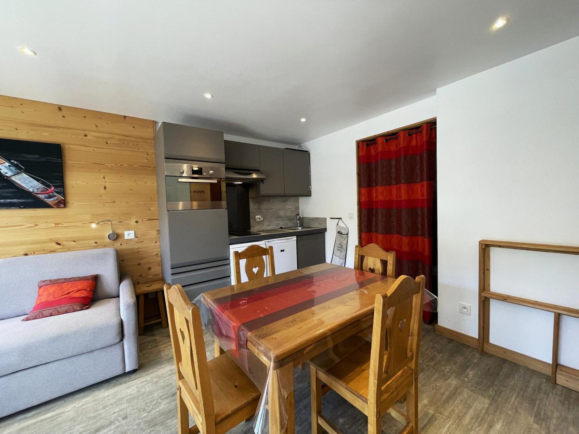 Studio Renove Pour 4, Ski Aux Pieds, La Croisette, Les Menuires - Fr-1-452-230 سان-مارتن-دي-بيفيل المظهر الخارجي الصورة